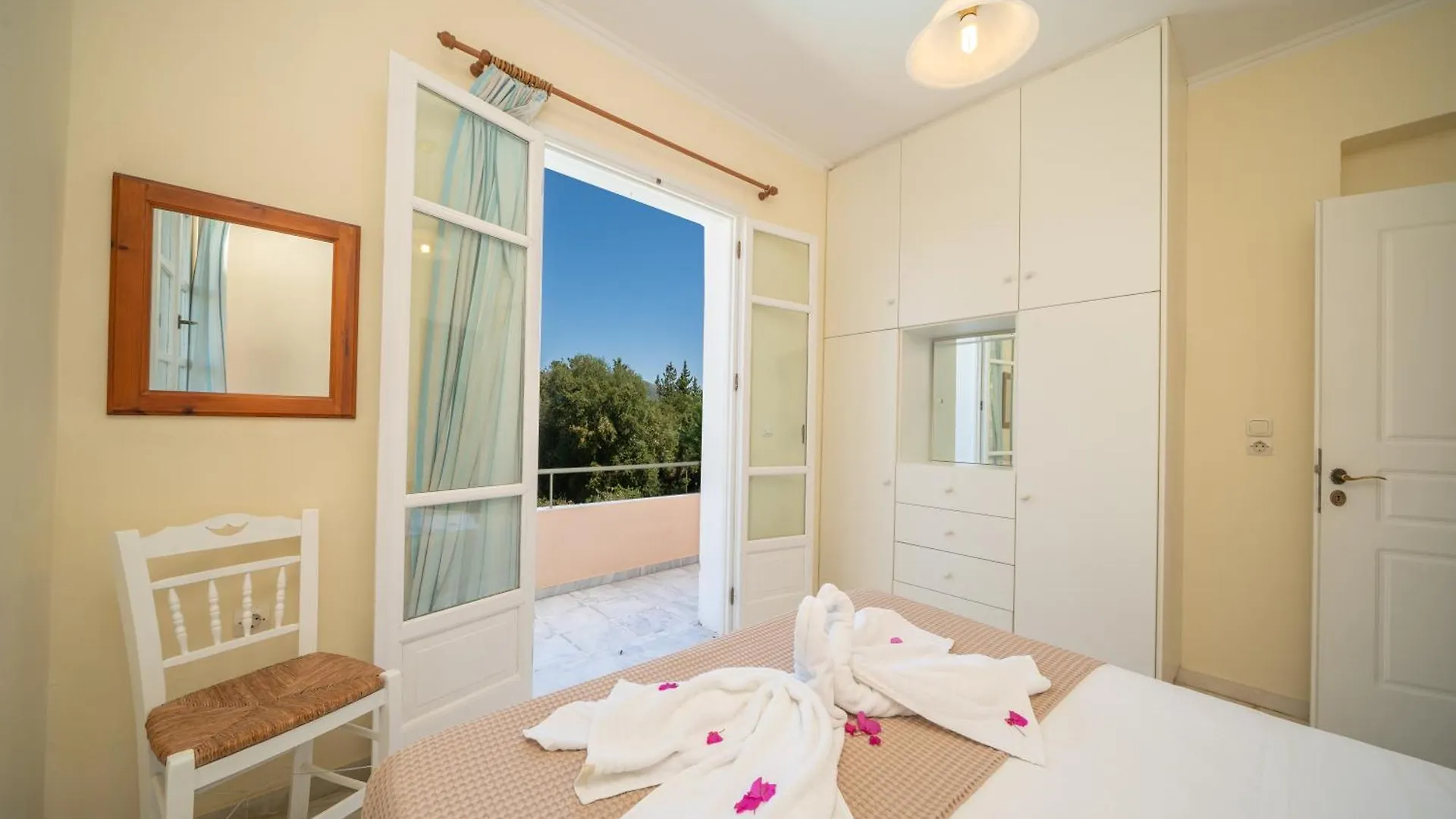 Garden House, Up To 8Px 1Km From Fiskardo Villa Tselendata